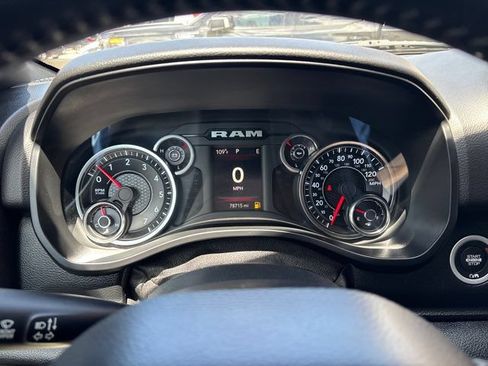 Used 2019 RAM 1500 Big Horn RWD image 24