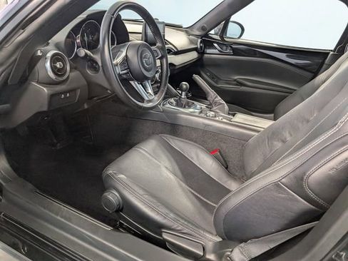 Used 2020 MAZDA MX-5 Miata Grand Touring image 6