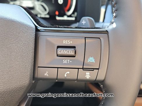 New 2026 Nissan Pathfinder Platinum image 13