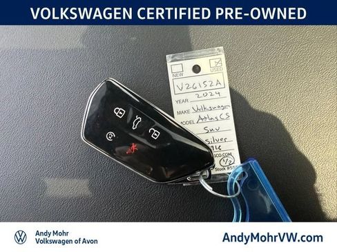 Used 2024 Volkswagen Atlas Cross Sport SEL R-Line AWD/4WD image 39
