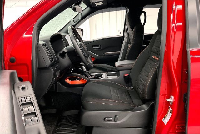 Used 2024 Nissan Frontier PRO-4X w/ Off-Road Protection Package AWD/4WD image 23