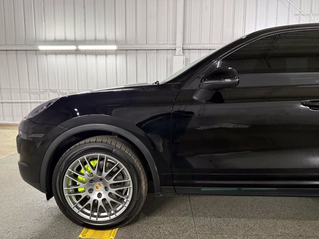 Used 2016 Porsche Cayenne S AWD/4WD image 15