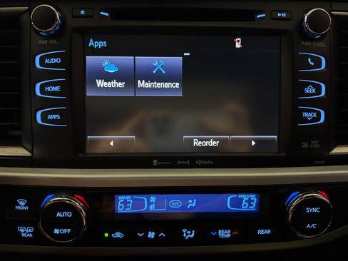 Used 2019 Toyota Highlander XLE image 31