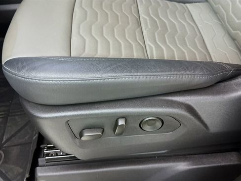 Used 2025 Chevrolet Silverado 1500 ZR2 w/ Technology Package image 21