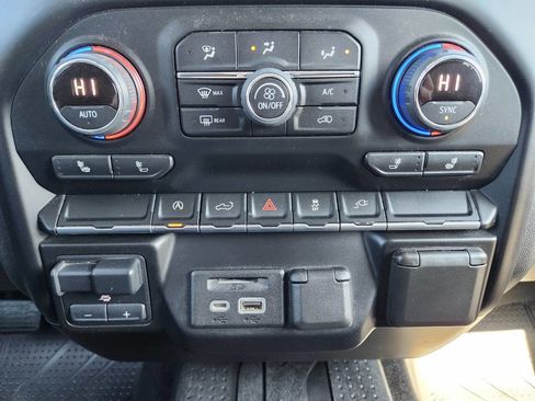 Used 2020 Chevrolet Silverado 1500 LT w/ All-Star Edition AWD/4WD image 27