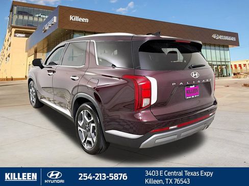 Used 2024 Hyundai Palisade SEL w/ Premium Package FWD image 5