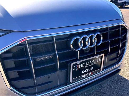 Used 2022 Audi Q8 Premium image 37