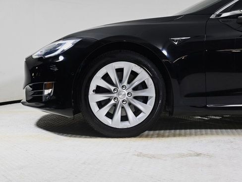 Used 2018 Tesla Model S 75D image 23