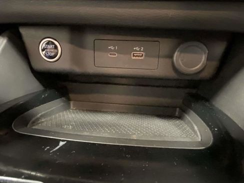 Used 2023 Nissan Rogue SV image 19