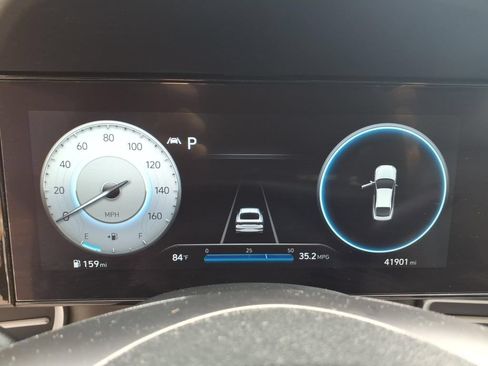 Used 2023 Hyundai Elantra Limited FWD image 21