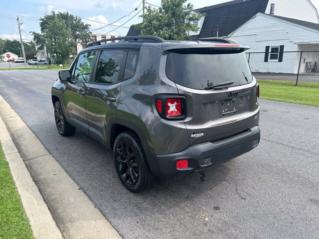 Used 2016 Jeep Renegade Latitude AWD/4WD image 14