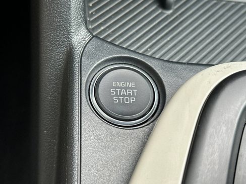 Used 2025 Kia K4 GT-Line w/ GT-Line Premium Package FWD image 18