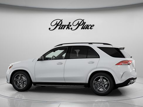Used 2024 Mercedes-Benz GLE 350 4MATIC image 9