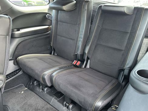 Used 2022 Dodge Durango R/T w/ Hemi Orange Plus Package AWD/4WD image 11