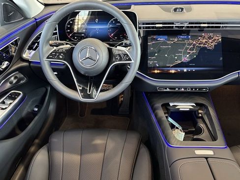 New 2025 Mercedes-Benz E 350 Sedan image 13