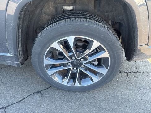 Used 2021 Jeep Grand Cherokee L Overland w/ Luxury Tech Group IV image 6