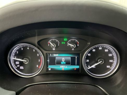 Used 2018 Buick Enclave Premium image 11