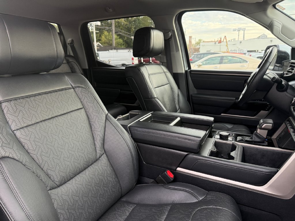 Used 2024 Toyota Tundra Limited AWD/4WD image 18