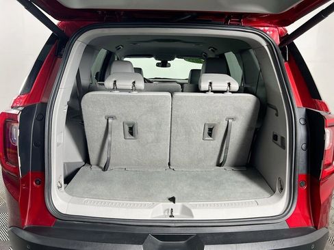 Used 2023 GMC Acadia SLT image 26