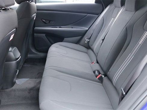 Certified 2026 Hyundai Elantra Sport image 19