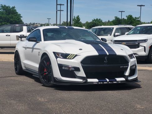 Used 2020 Ford Mustang Shelby GT500 w/ Carbon Fiber Track Pack RWD image 1