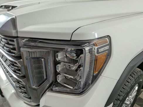 Used 2021 GMC Sierra 3500 Denali w/ Denali Ultimate Package image 14