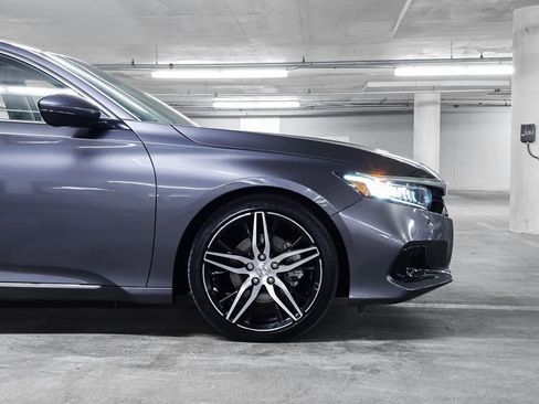 Certified 2021 Honda Accord Touring image 18