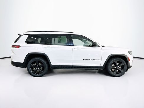 Used 2023 Jeep Grand Cherokee L Limited w/ Luxury Tech Group II AWD/4WD image 10
