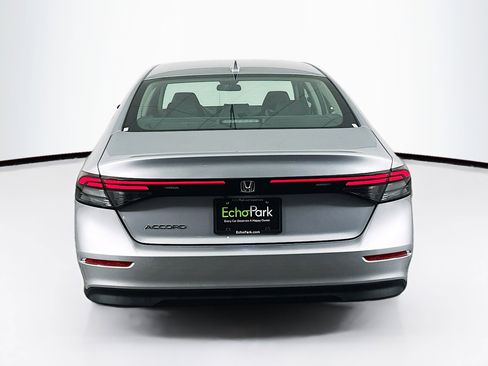 Used 2024 Honda Accord EX image 7