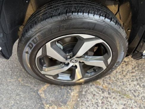 Certified 2023 Toyota RAV4 SE image 9