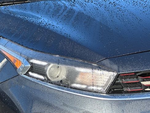 Used 2022 Kia Forte GT-Line w/ GT-Line Premium Package image 11