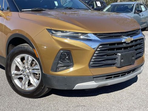 Used 2019 Chevrolet Blazer LT image 9
