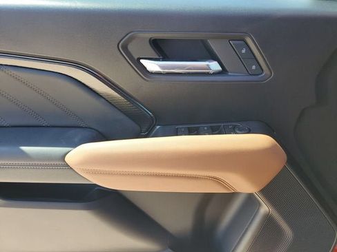 New 2026 GMC Canyon AT4 AWD/4WD image 17