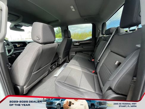 New 2026 GMC Sierra 1500 Elevation image 12