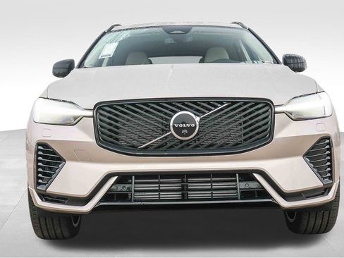 New 2026 Volvo XC60 T8 Ultra w/ Protection Package Premier image 2