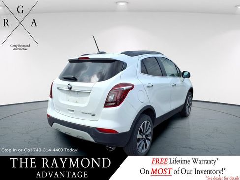Used 2022 Buick Encore Preferred w/ Safety Package AWD/4WD image 3