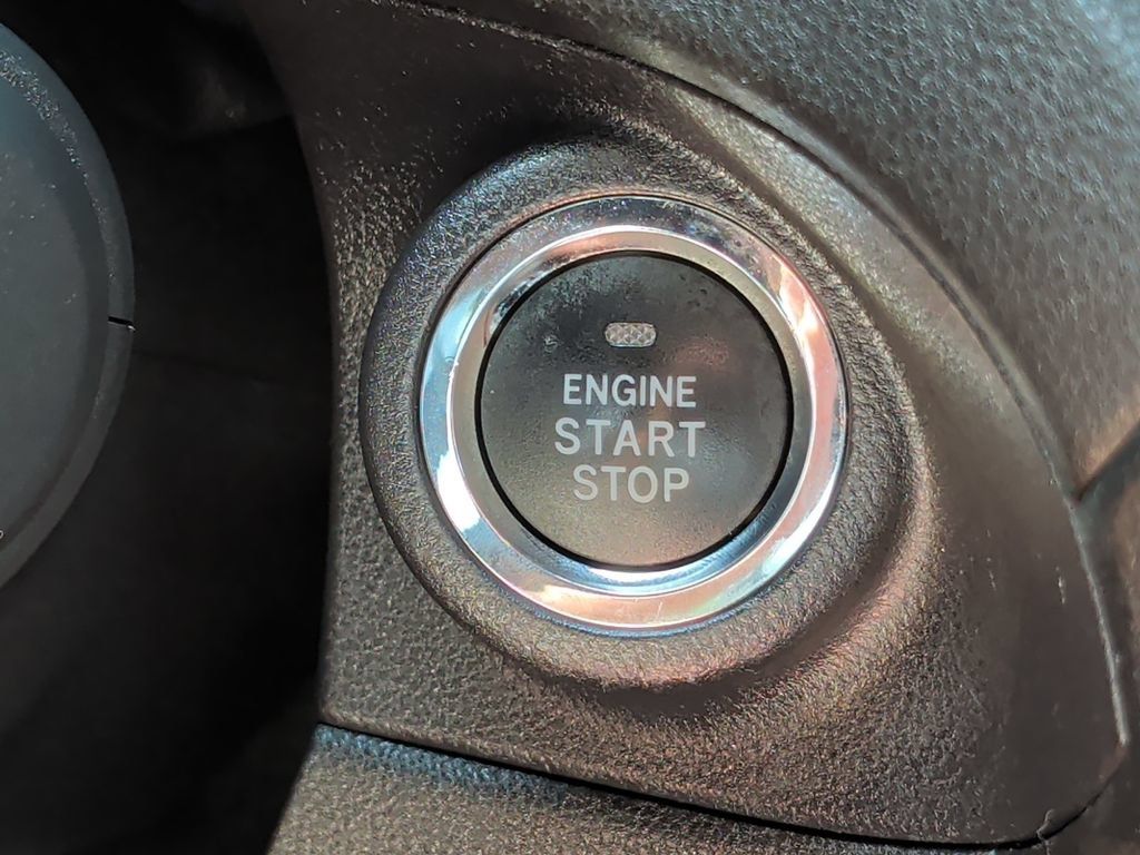 Used 2025 Subaru Ascent Premium AWD/4WD image 26
