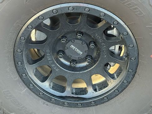 Used 2025 Ford F150 Raptor image 10