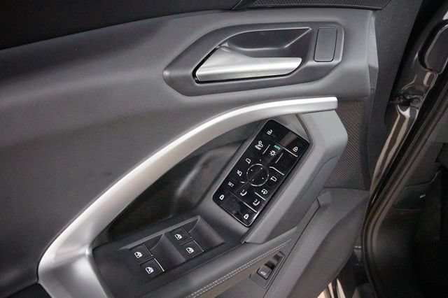 Used 2025 Audi Q5 Prestige AWD/4WD image 26