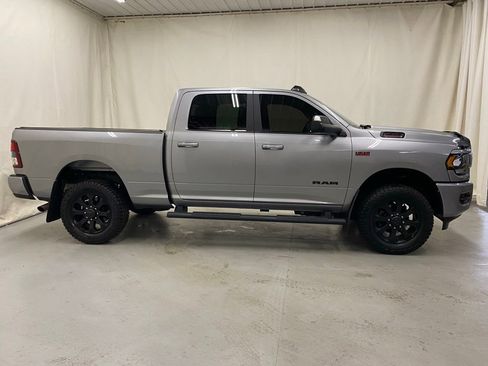 Used 2022 RAM 2500 Big Horn w/ Night Edition AWD/4WD image 9