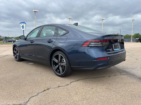 New 2026 Honda Accord SE image 3