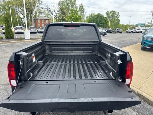 Used 2023 Honda Ridgeline Sport image 6