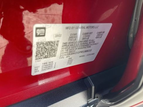 Used 2023 Chevrolet Suburban LS w/ Driver Alert Package image 33