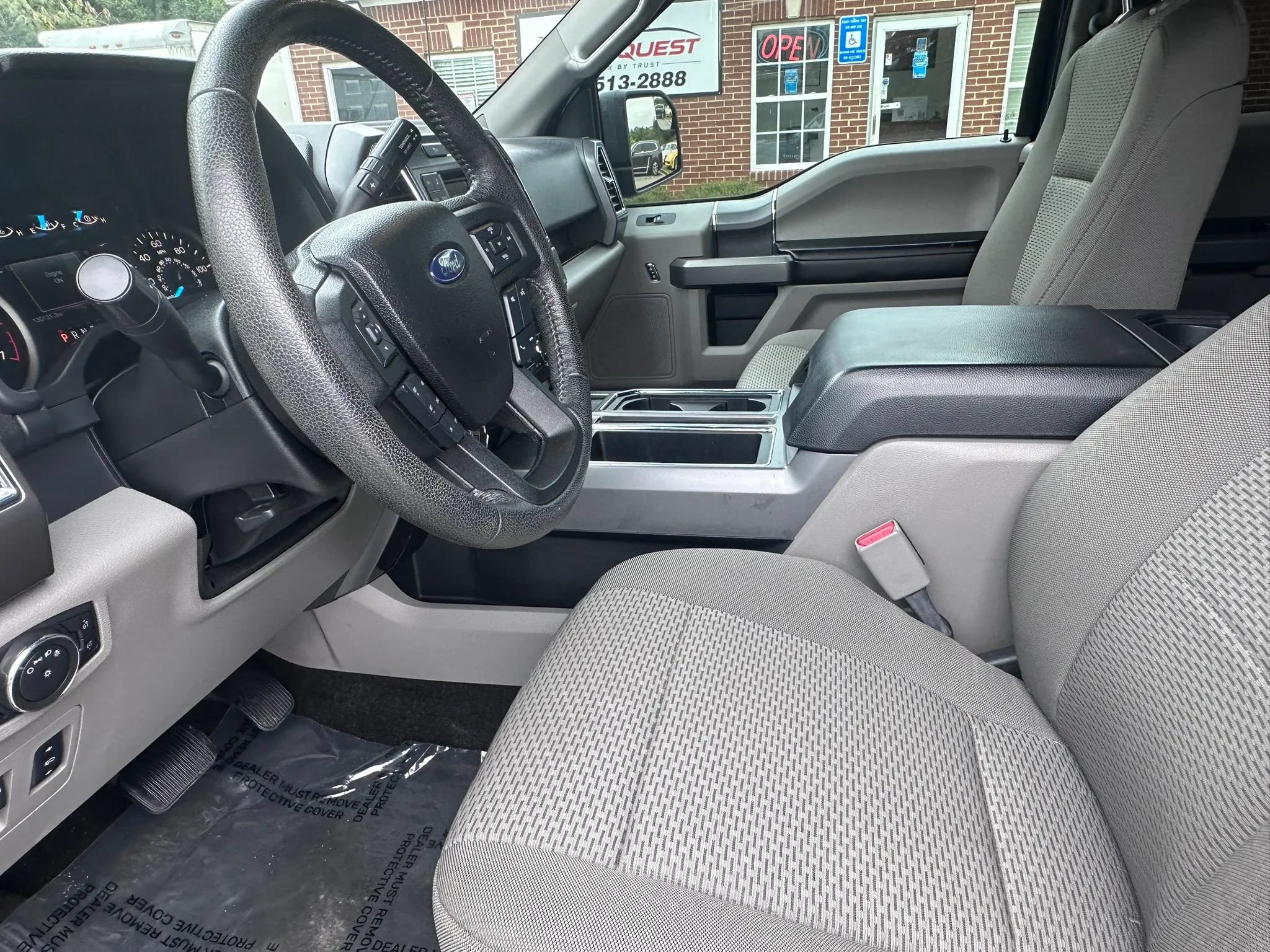 Used 2015 Ford F150 XLT w/ Equipment Group 301A Mid RWD image 18