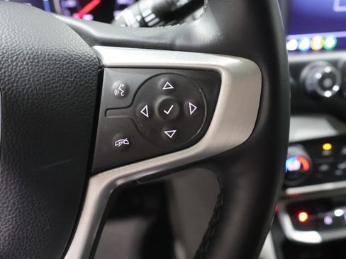 Used 2024 GMC Terrain SLT FWD image 39