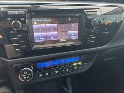 Used 2015 Toyota Corolla S FWD image 14