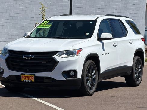 Used 2021 Chevrolet Traverse RS w/ LPO, Floor Liner Package AWD/4WD image 8