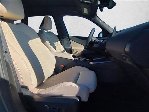 Used 2025 BMW X3 xDrive30i w/ Premium Package image 21