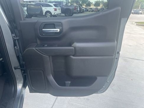 Used 2022 Chevrolet Silverado 1500 LT RWD image 29