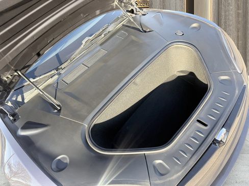 Used 2021 Tesla Model S Plaid image 13